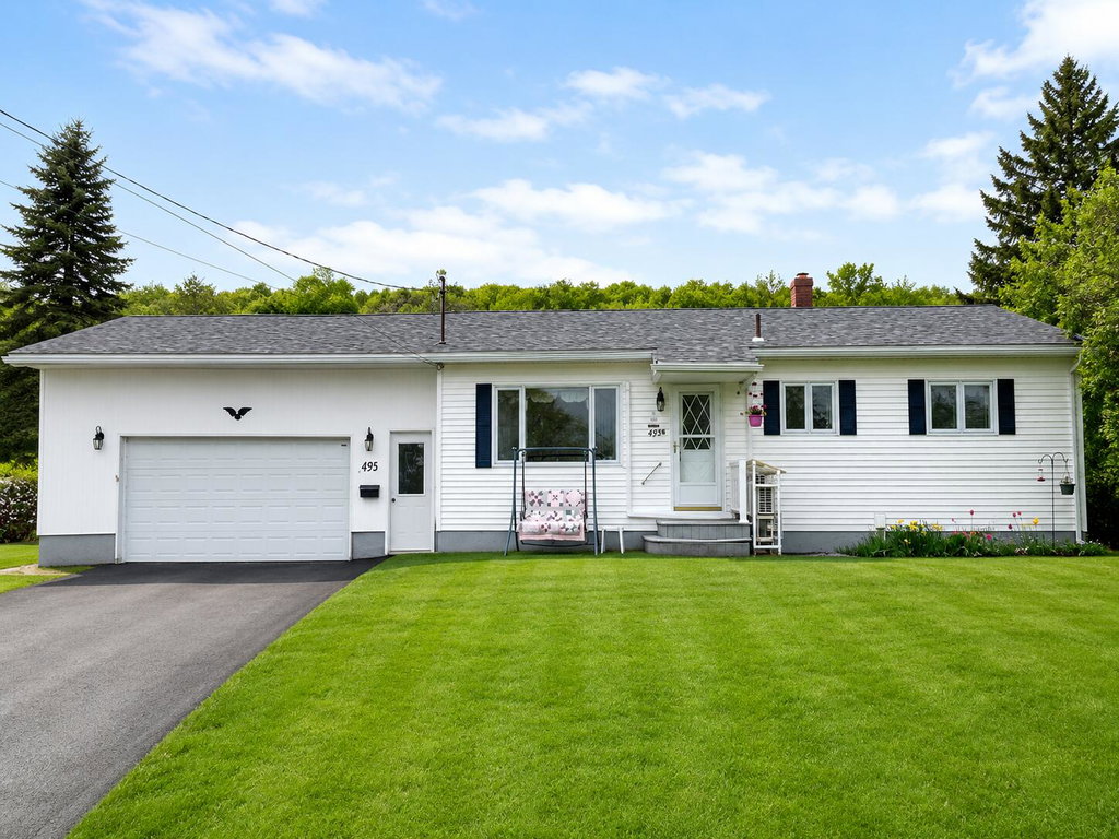 495 Riverview Street Madawaska