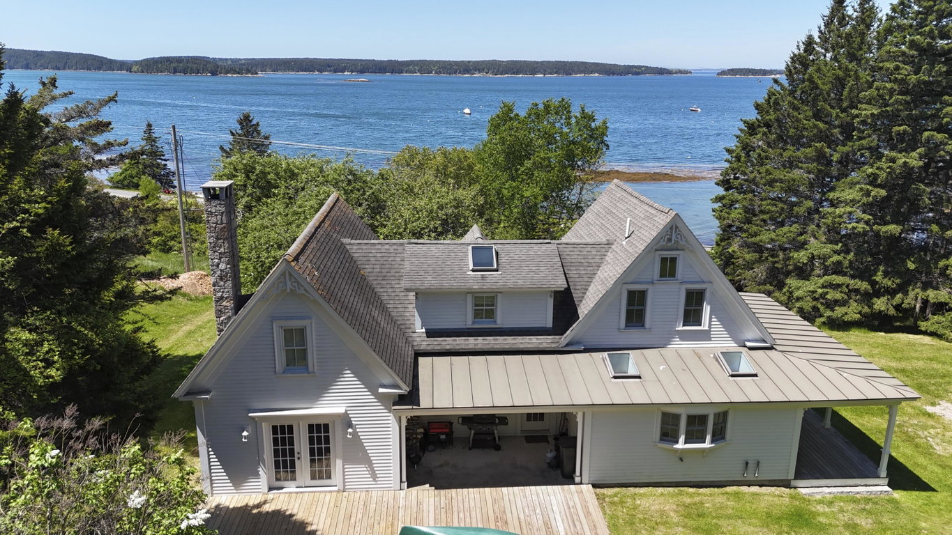 55 Ferry Road Swans Island