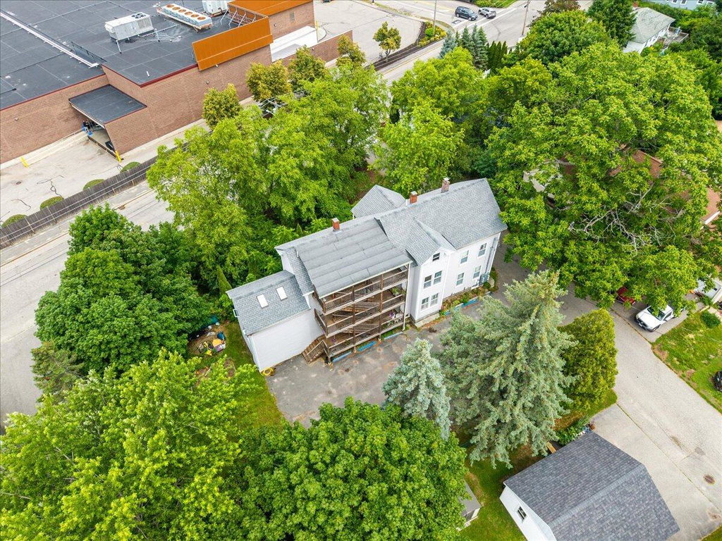 7 Emmons Place Biddeford