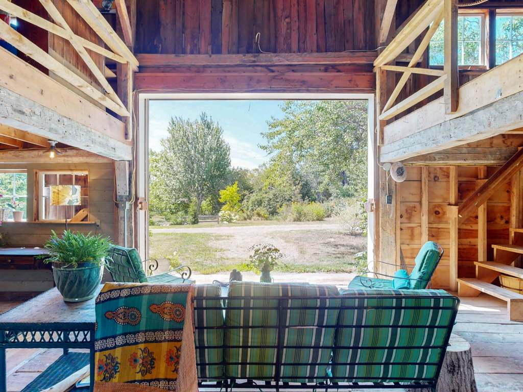 87-Carter-Point-Rd-08192026_214103-Edit