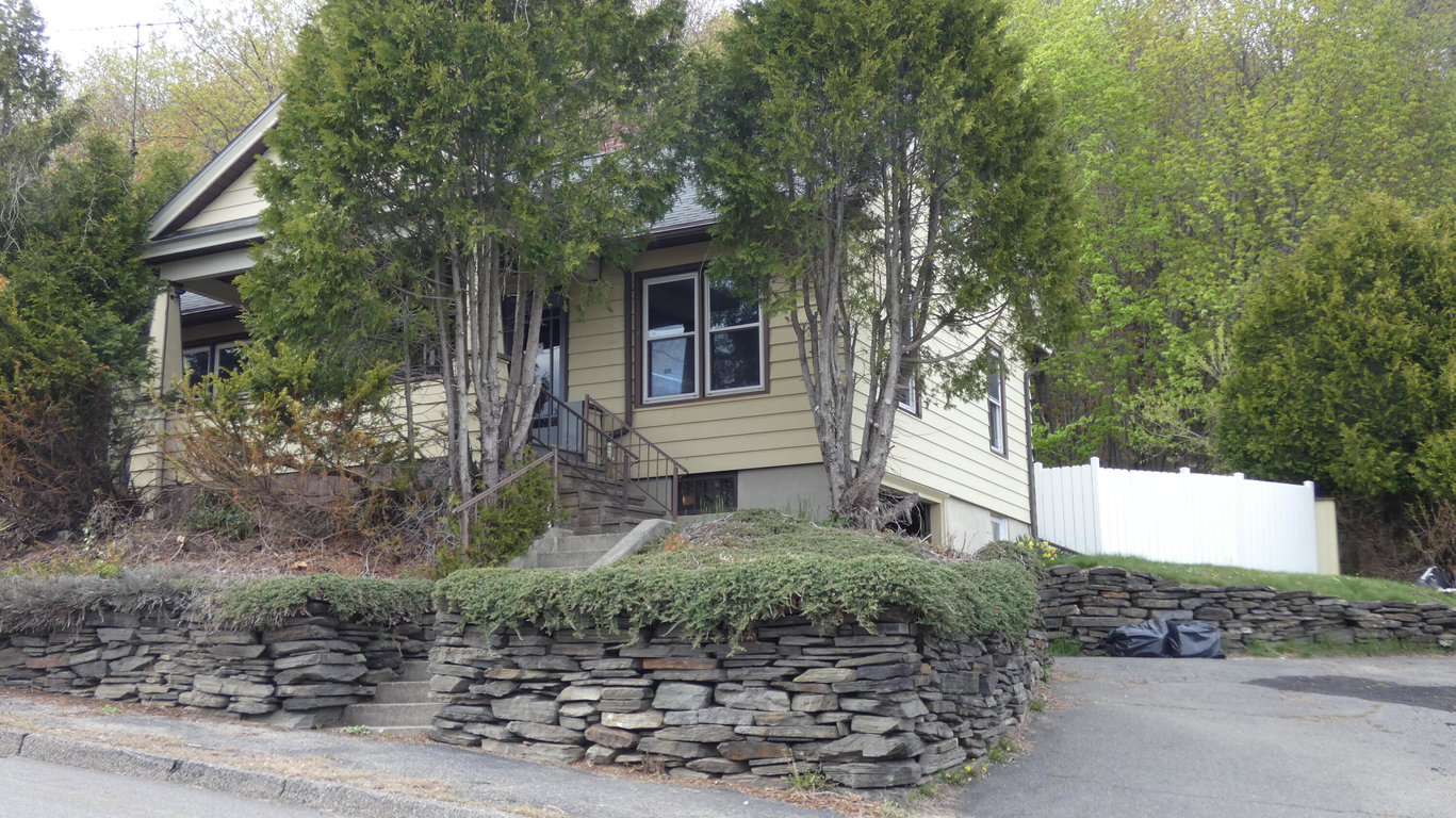 53 River Street Augusta