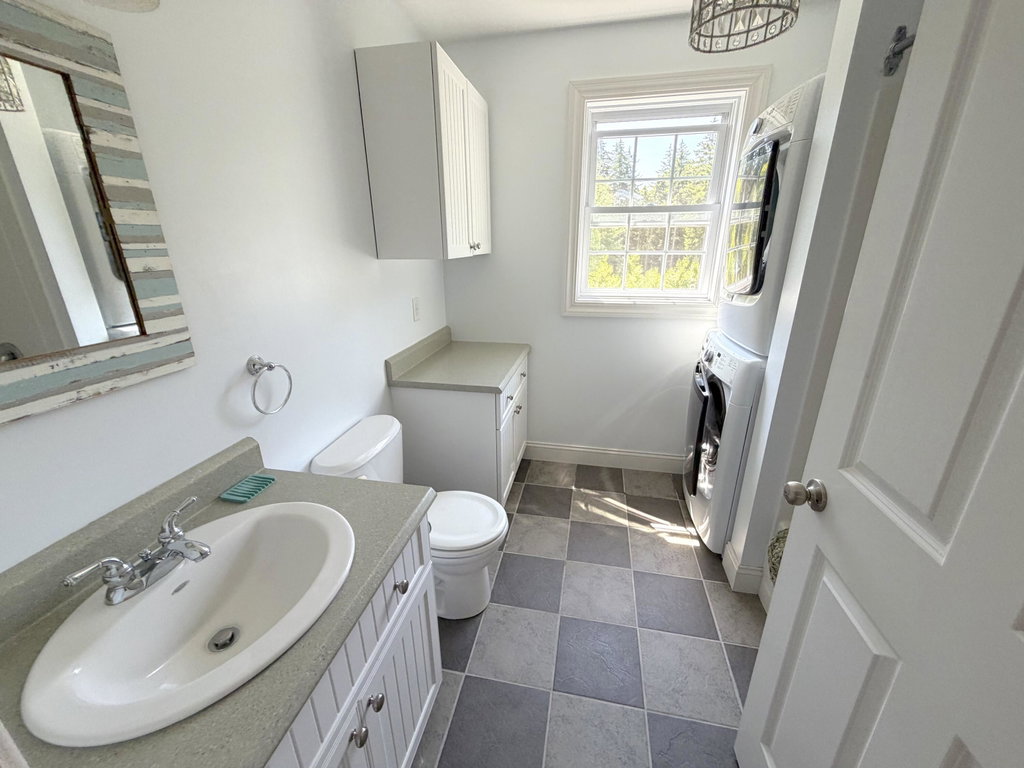 upstairs bath copy