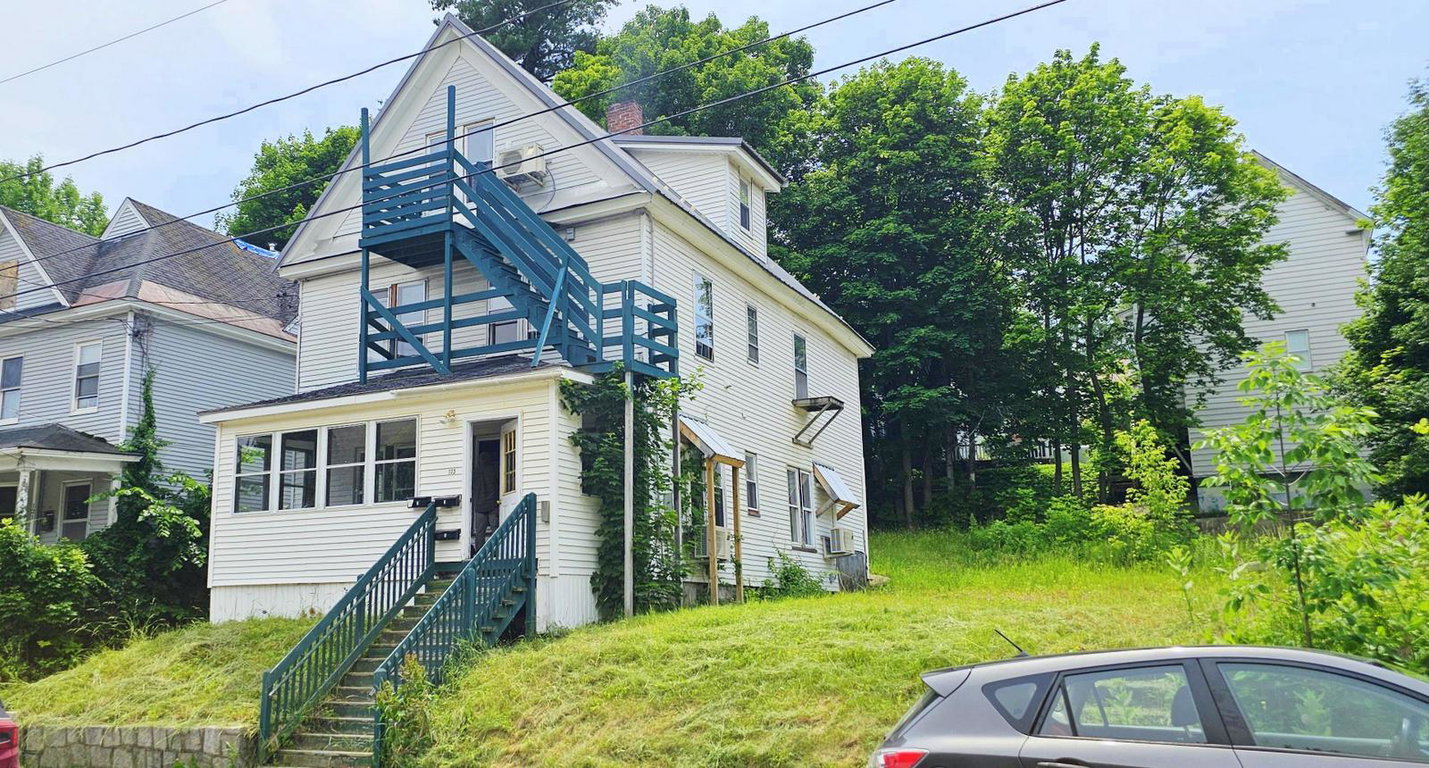 123/127 Washington Street Rumford