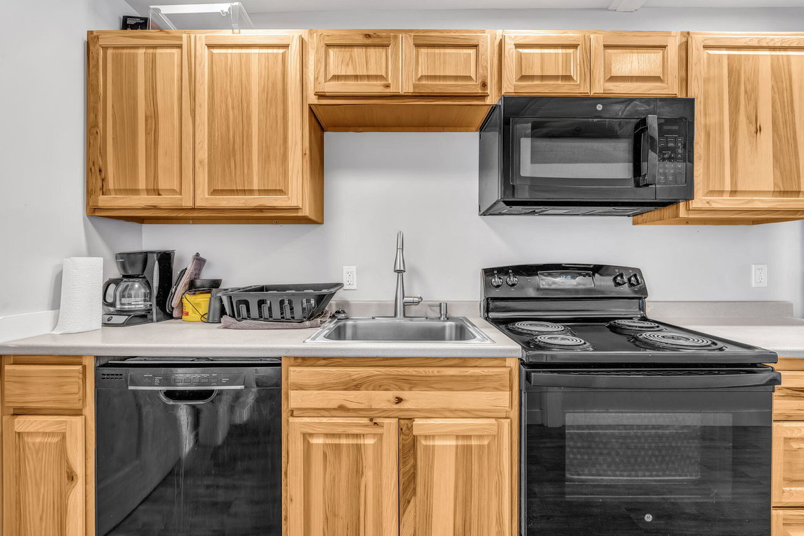 31-web-or-mls-14-cottage-st