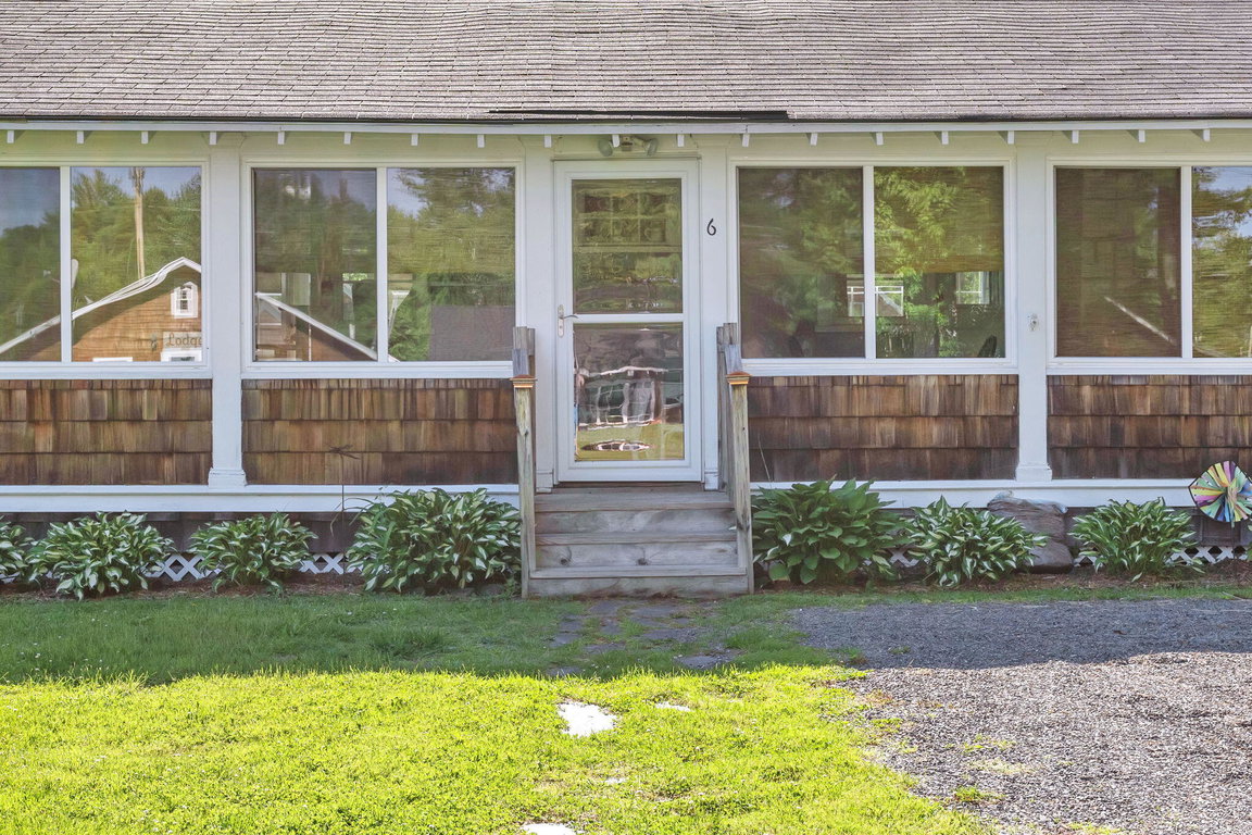 6 Pickerel Road Madison