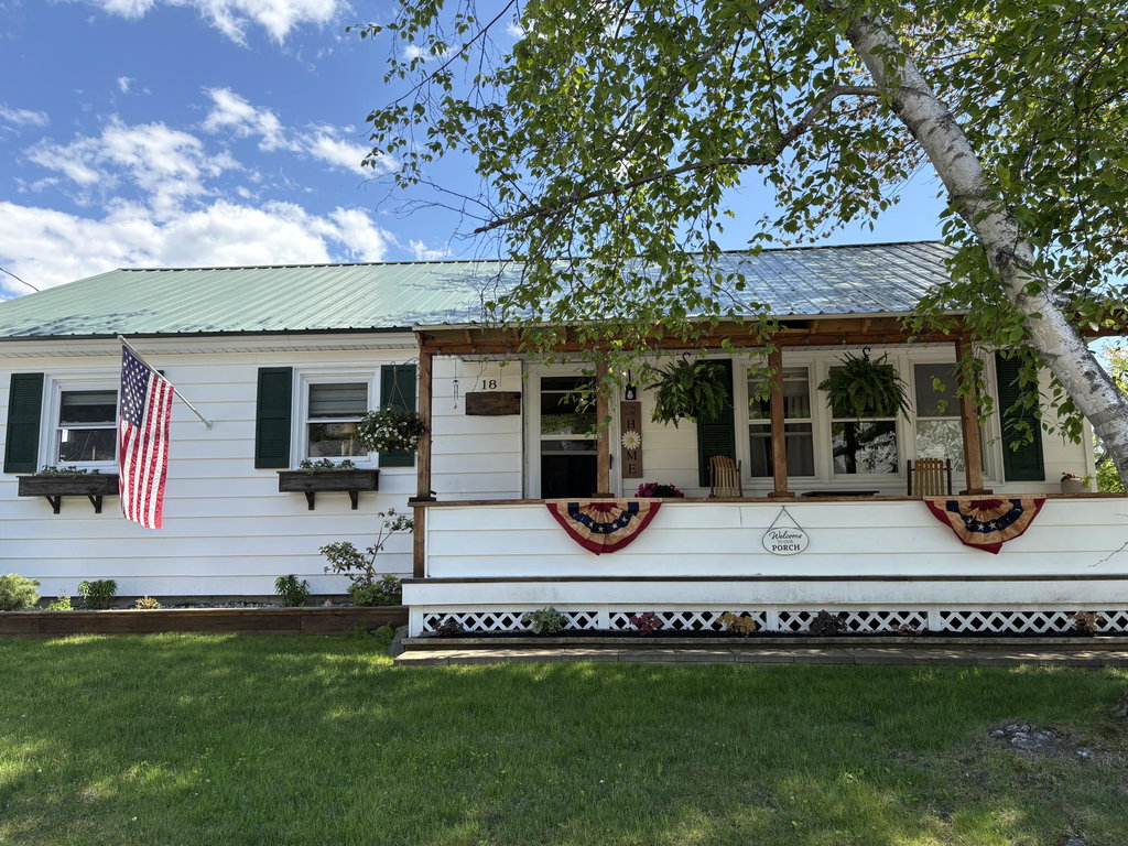 18 Winter Street Millinocket