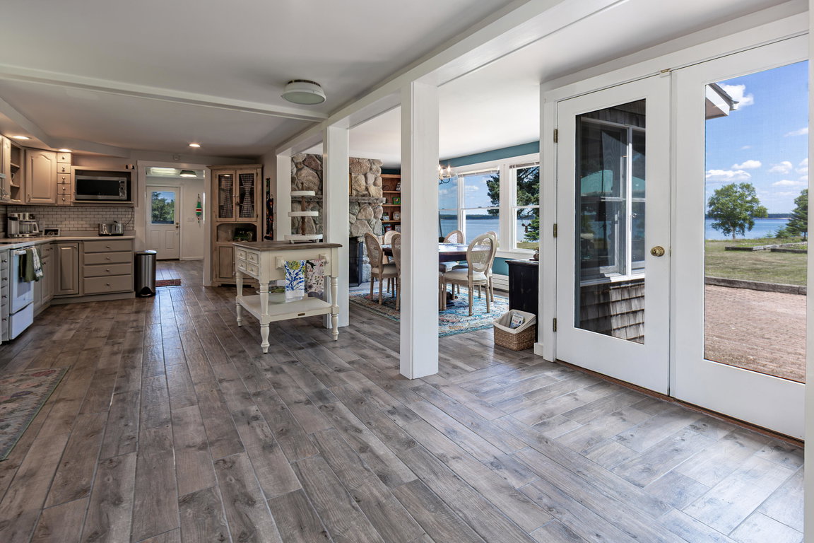 Kitchen, dining and entry