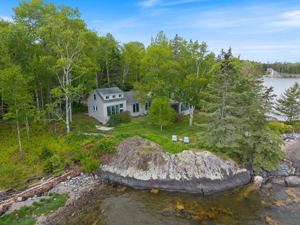15 Earthly Heaven Lane Saint George