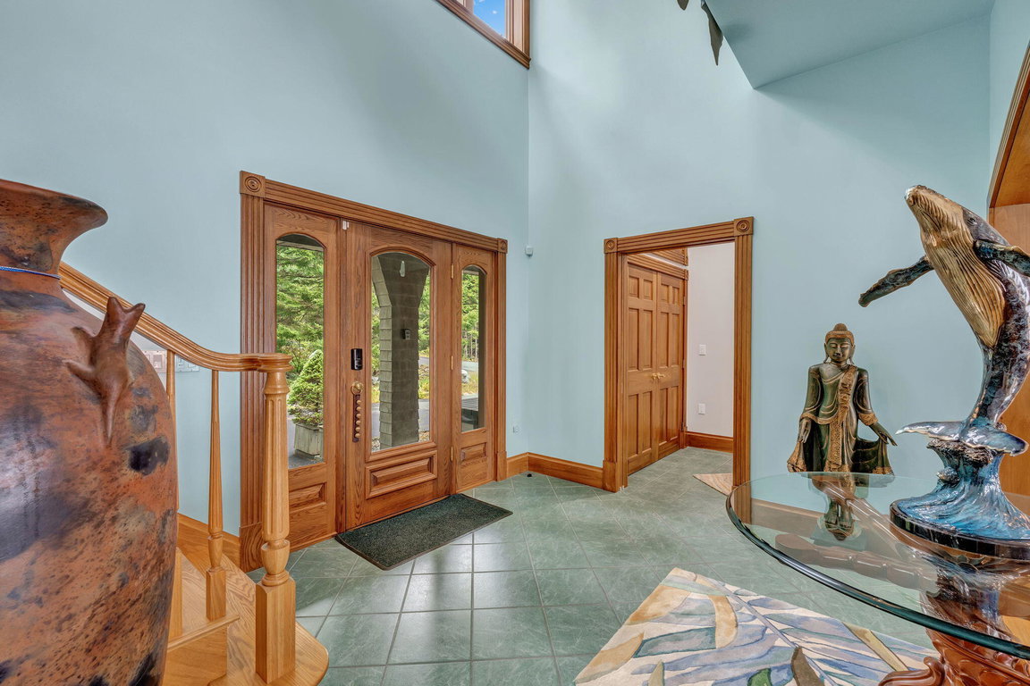 28-web-or-mls-1197-bay-rd
