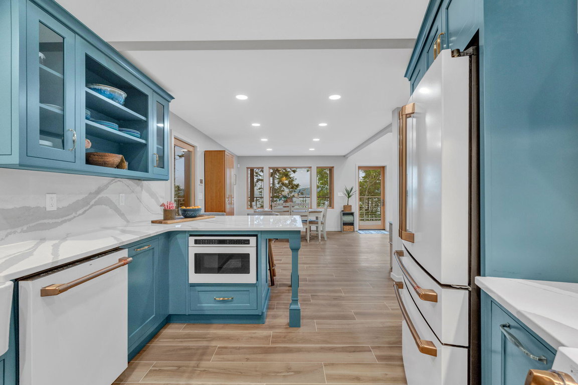 8-web-or-mls-59-island-view-dr