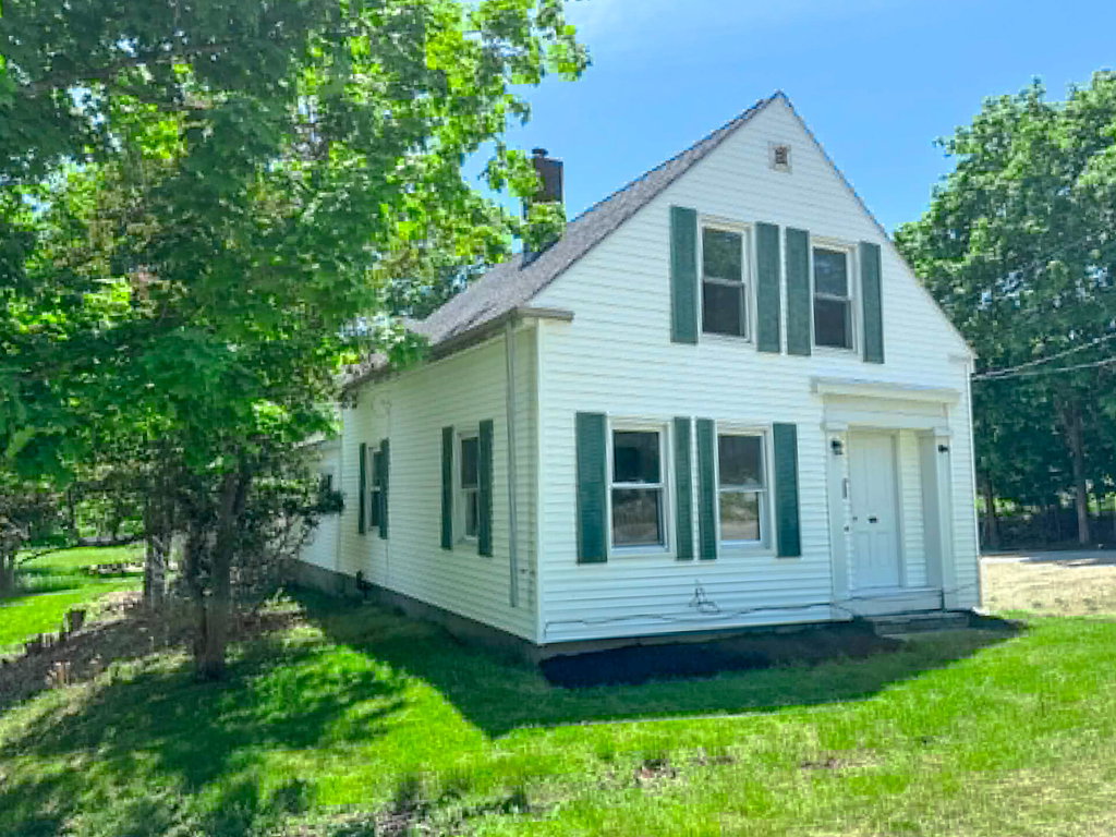 20 Canal Street Machias