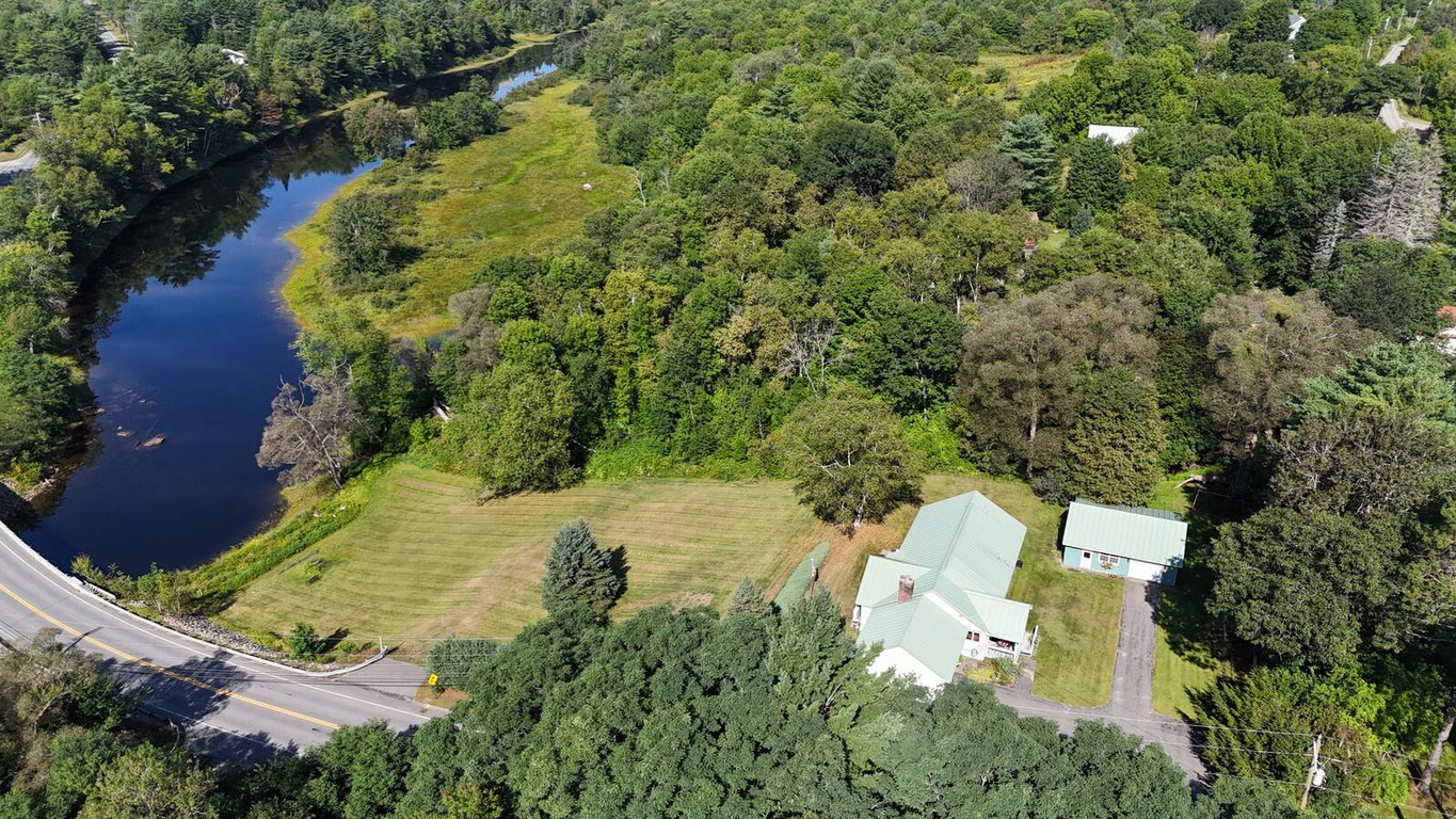 9 Bog Road New Portland