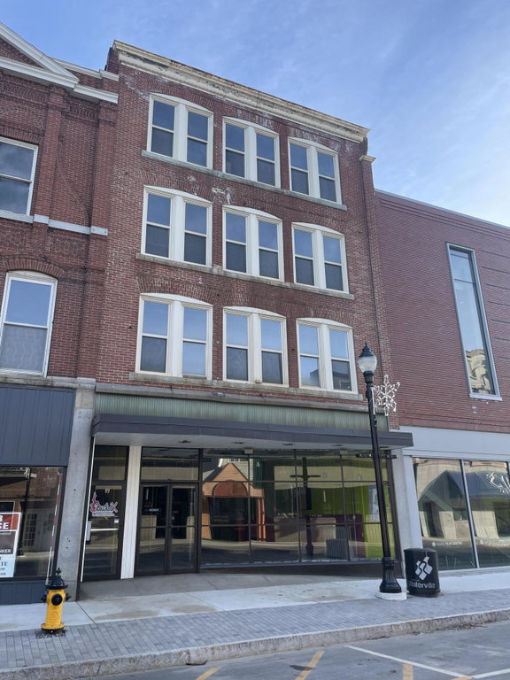 99 Main Street Waterville