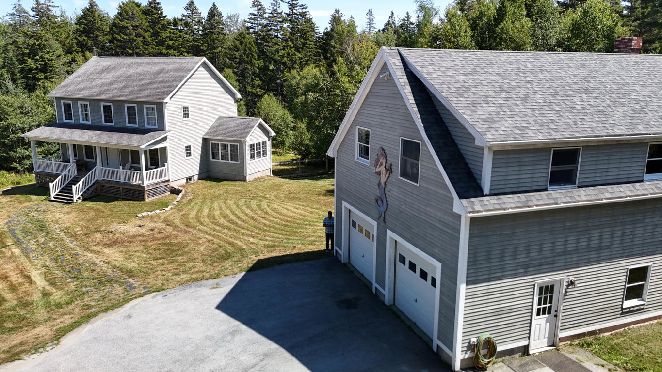 garage to house