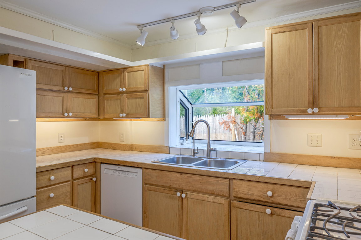 Copy of 31-238 Clark Point Road-DTP