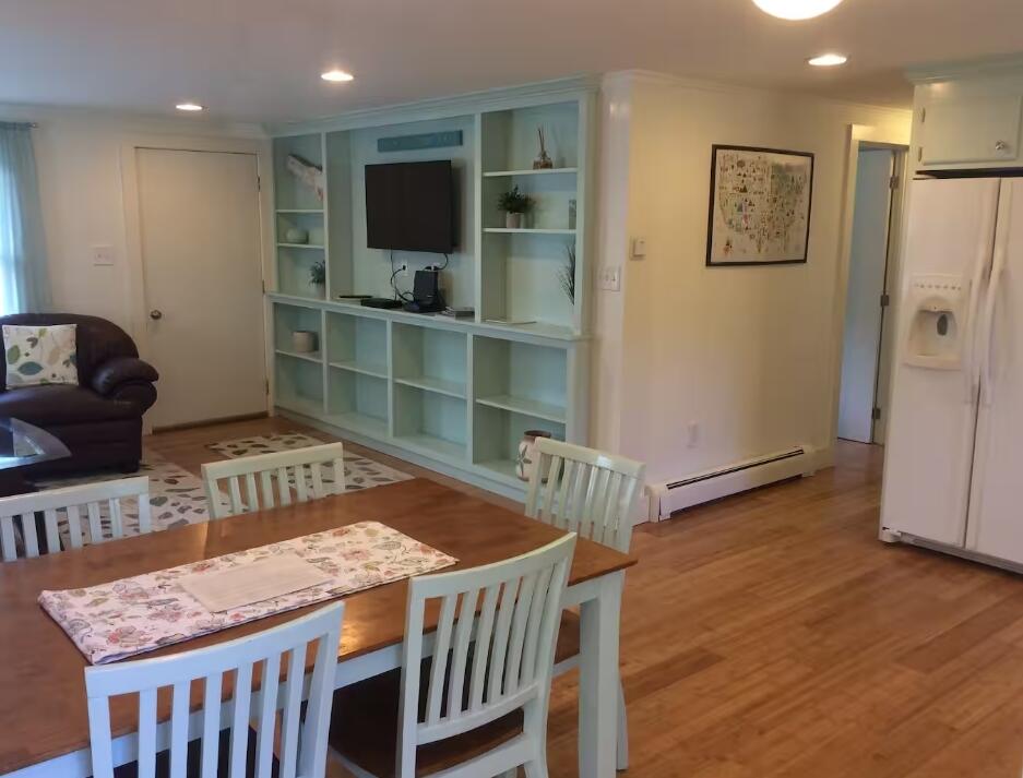 Dining Area w/View to Built-Ins