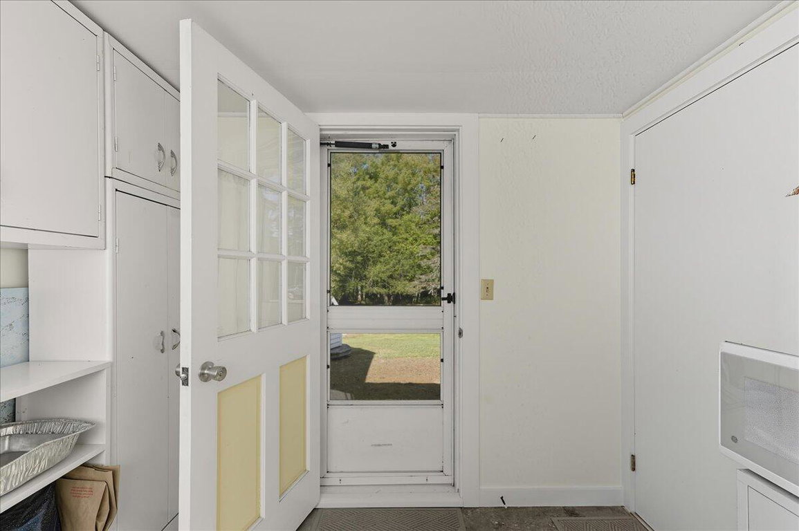 32 N. Deer Isle Road