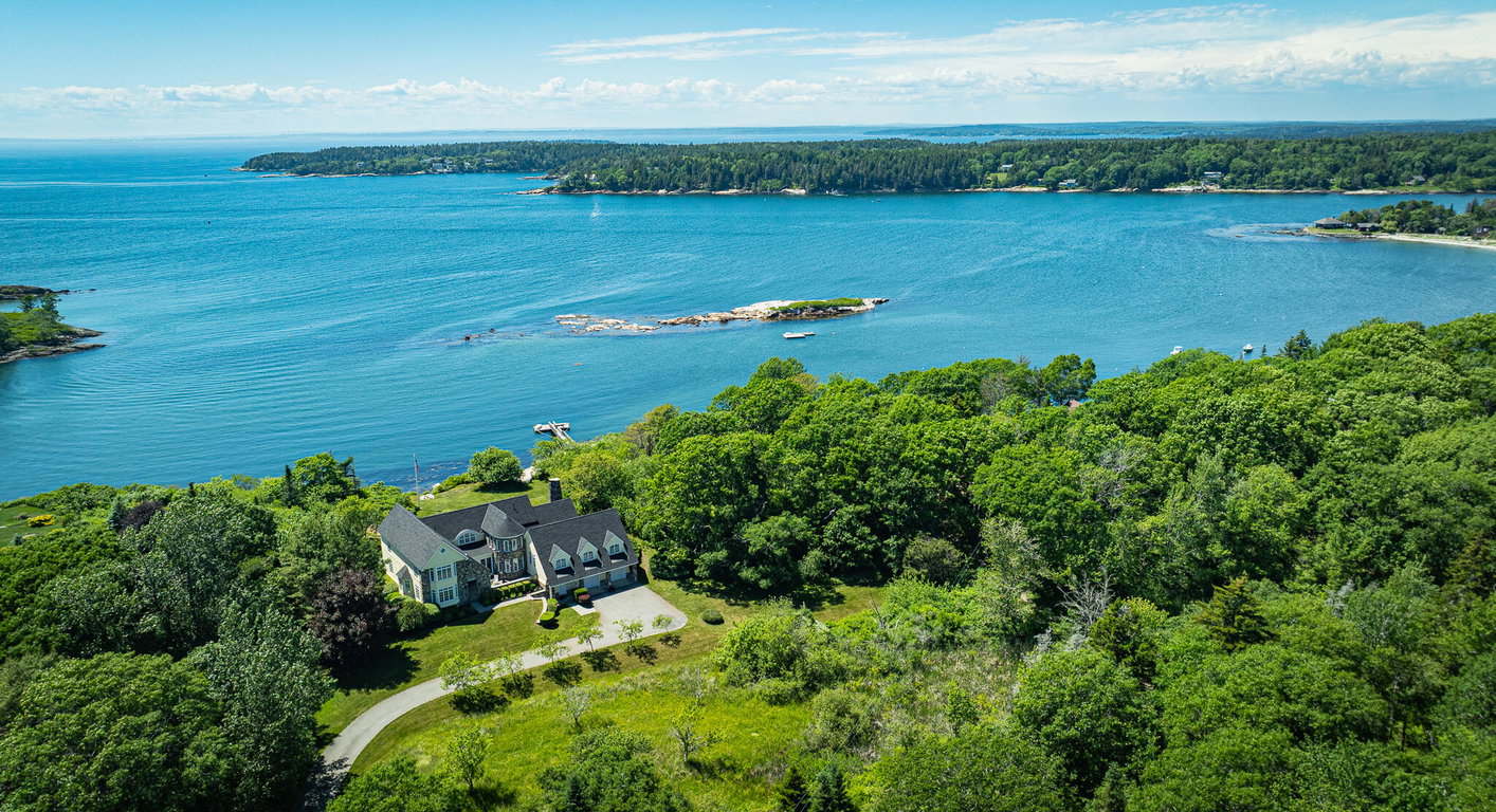 37 Alliquippa Road Phippsburg