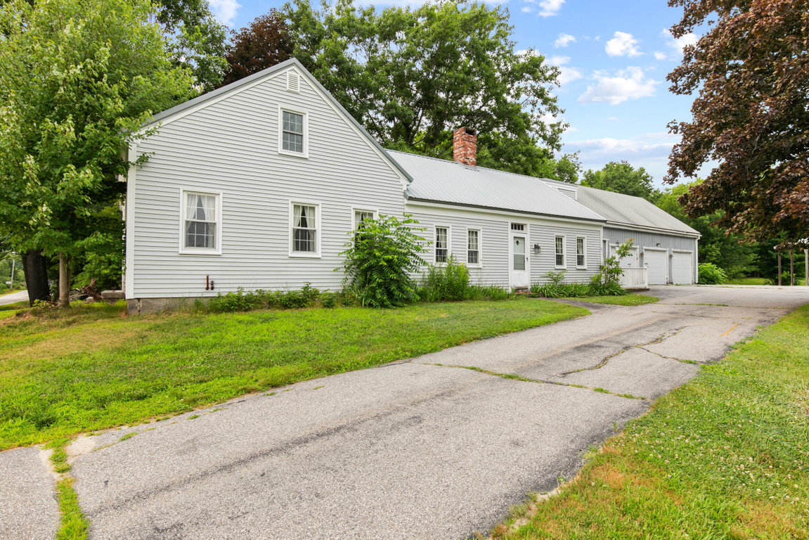 902 Long Plains Road Buxton