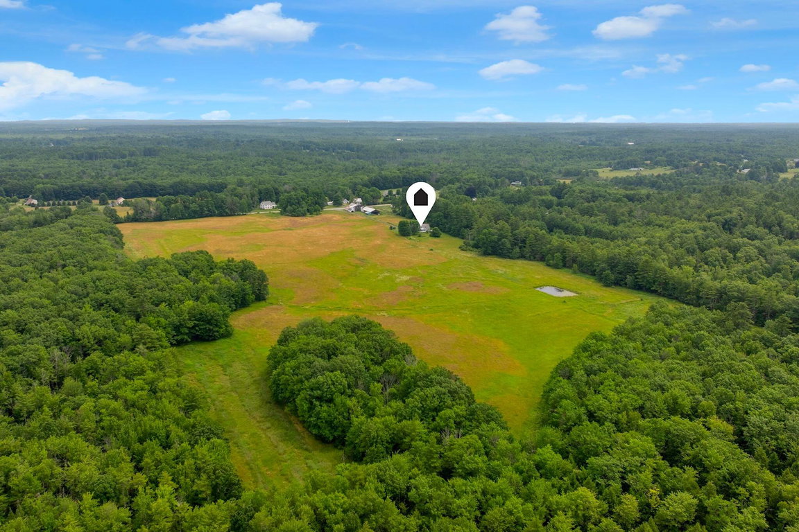 701 River Road Buxton