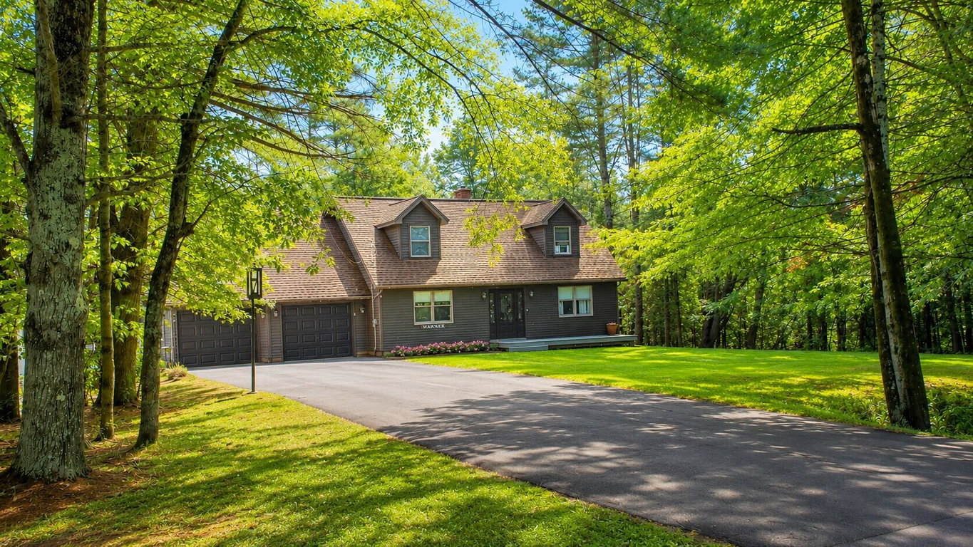9 Pine Grove Avenue Glenburn