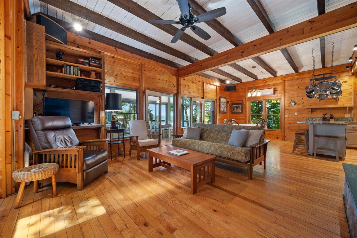 046-Living Room