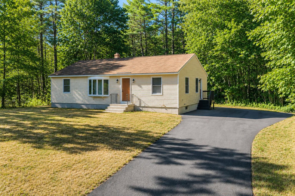 4 Mayfield Drive Westbrook