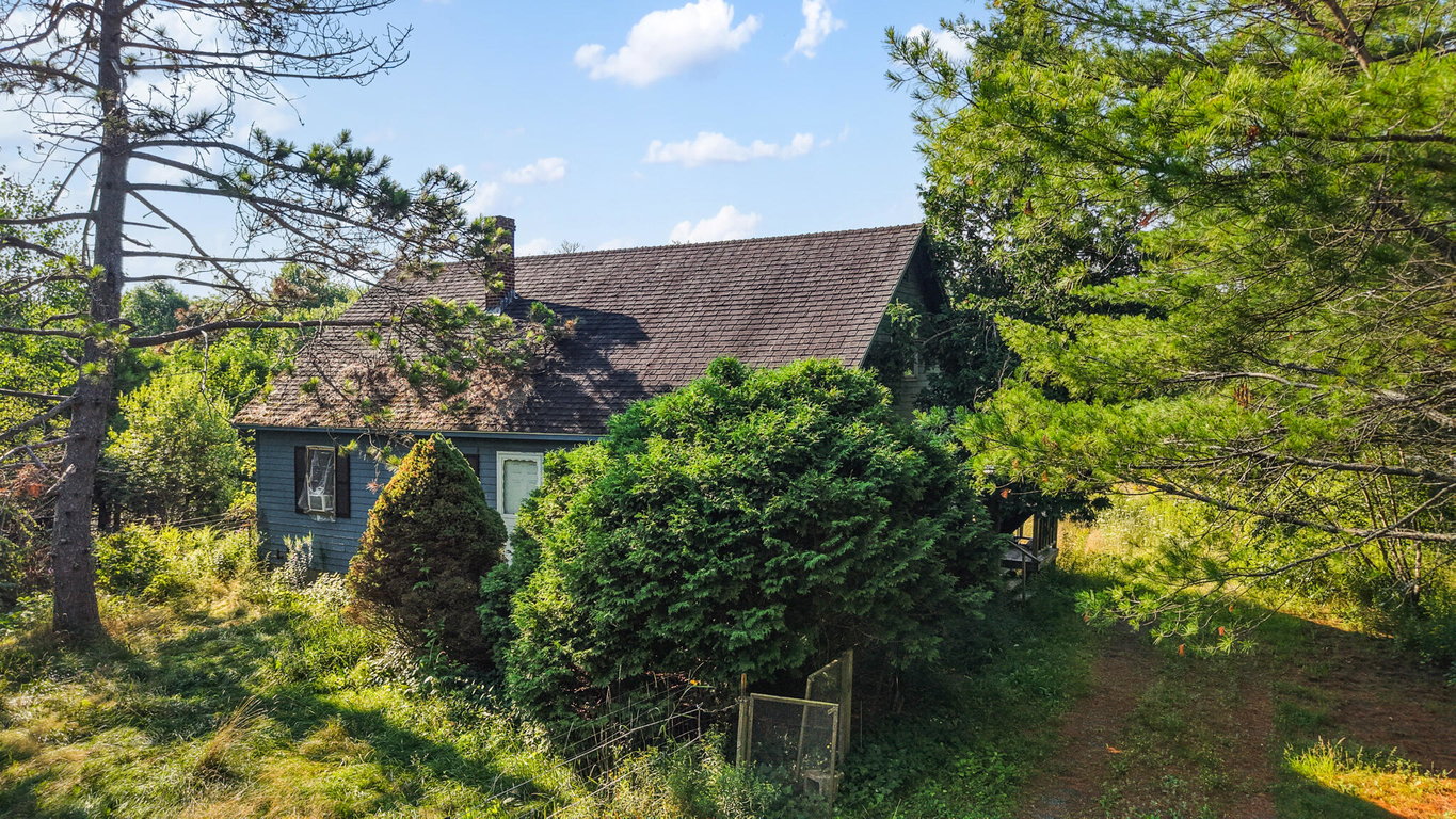 40 Red Bridge Road, Ellsworth