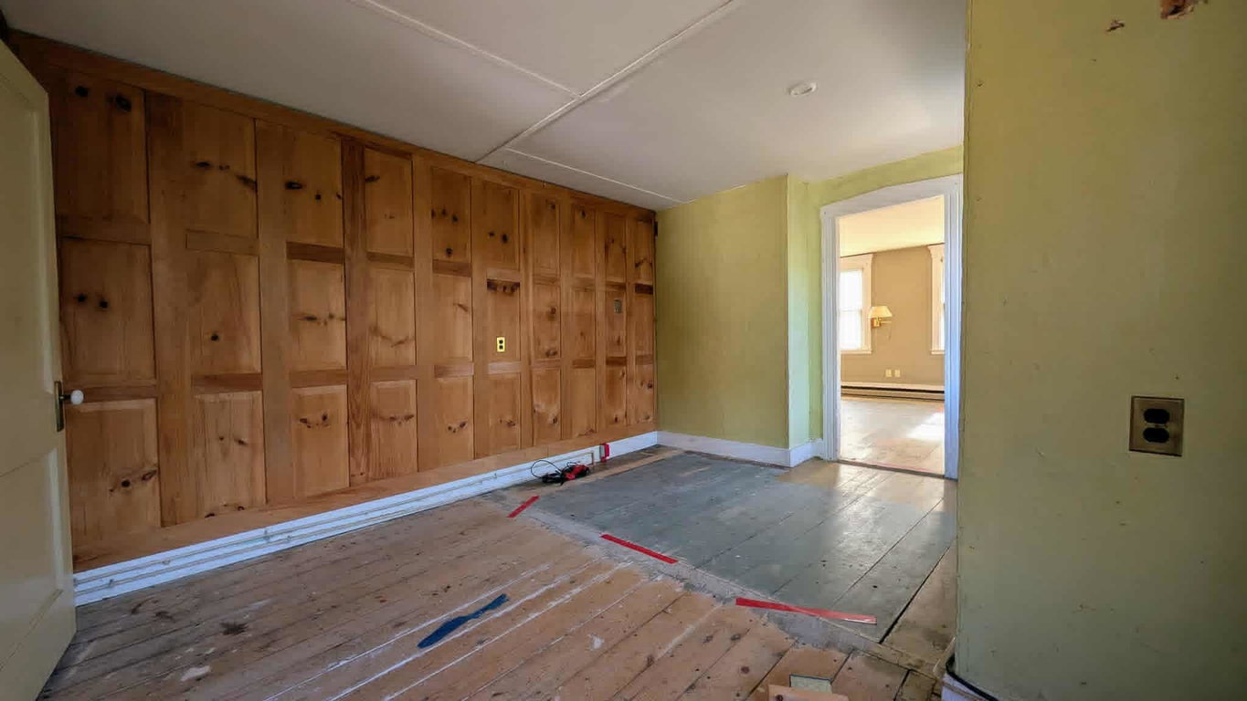 1st Floor Bedroom