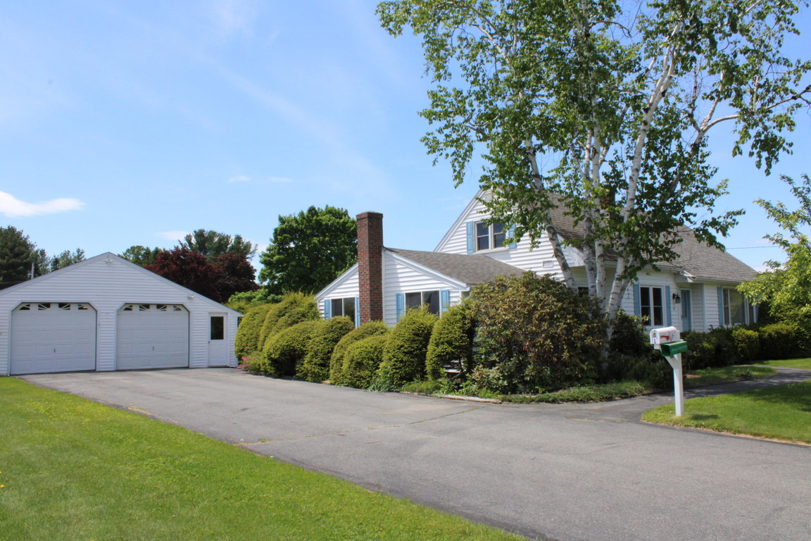 81 Birchwood Boulevard Brewer
