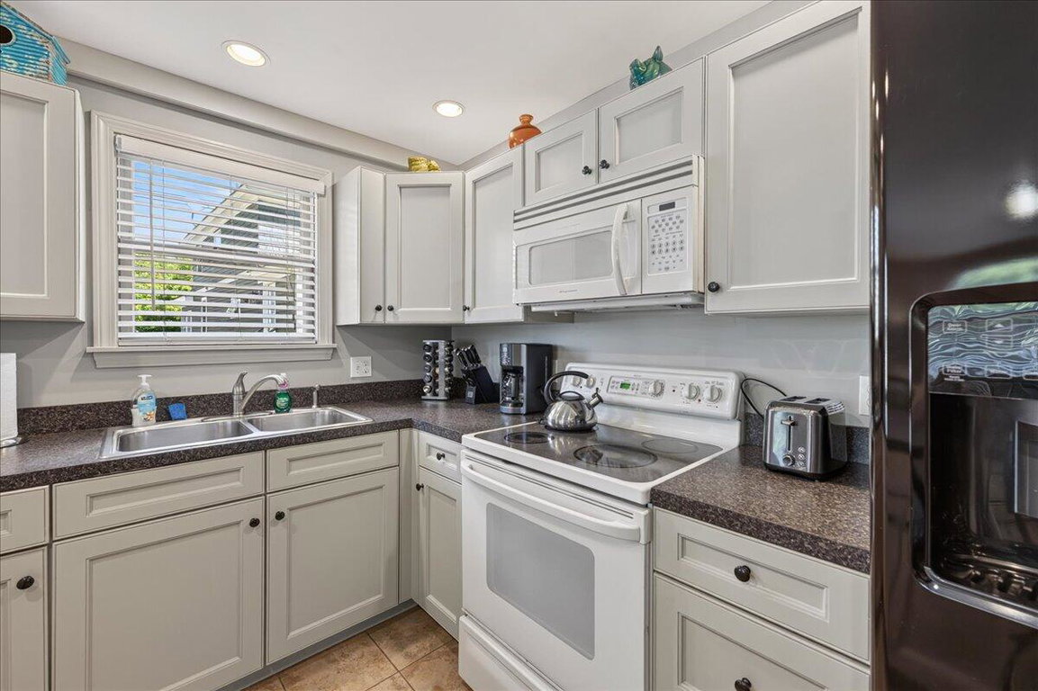20-Loren St. Bar Harbor_Apt B