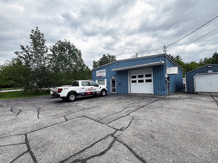 328 Rodman Road Auburn