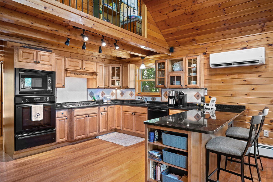 11-Kitchen