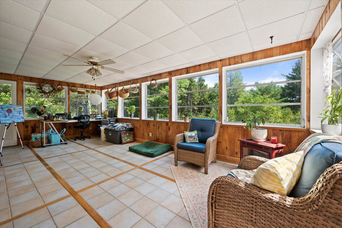 17-Sun Room
