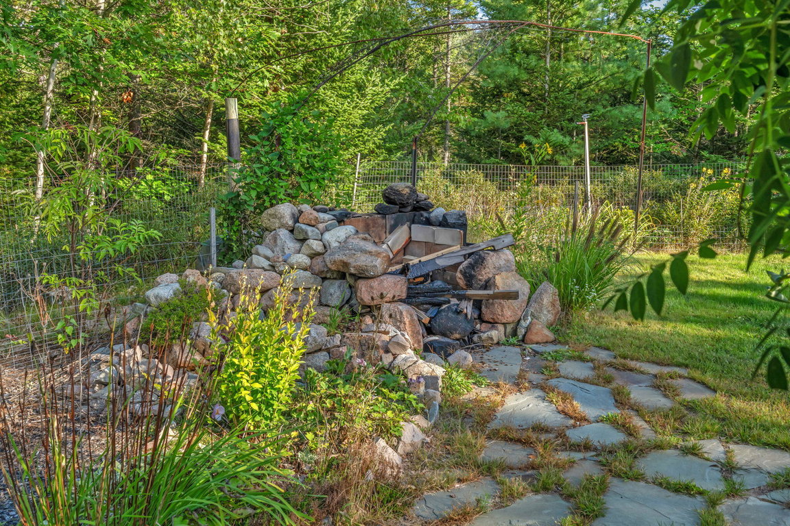 52-web-or-mls-736-eagle-lake-rd