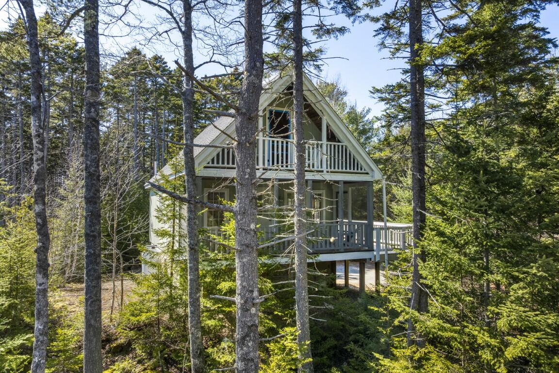 527 Cape Newagen Road Southport