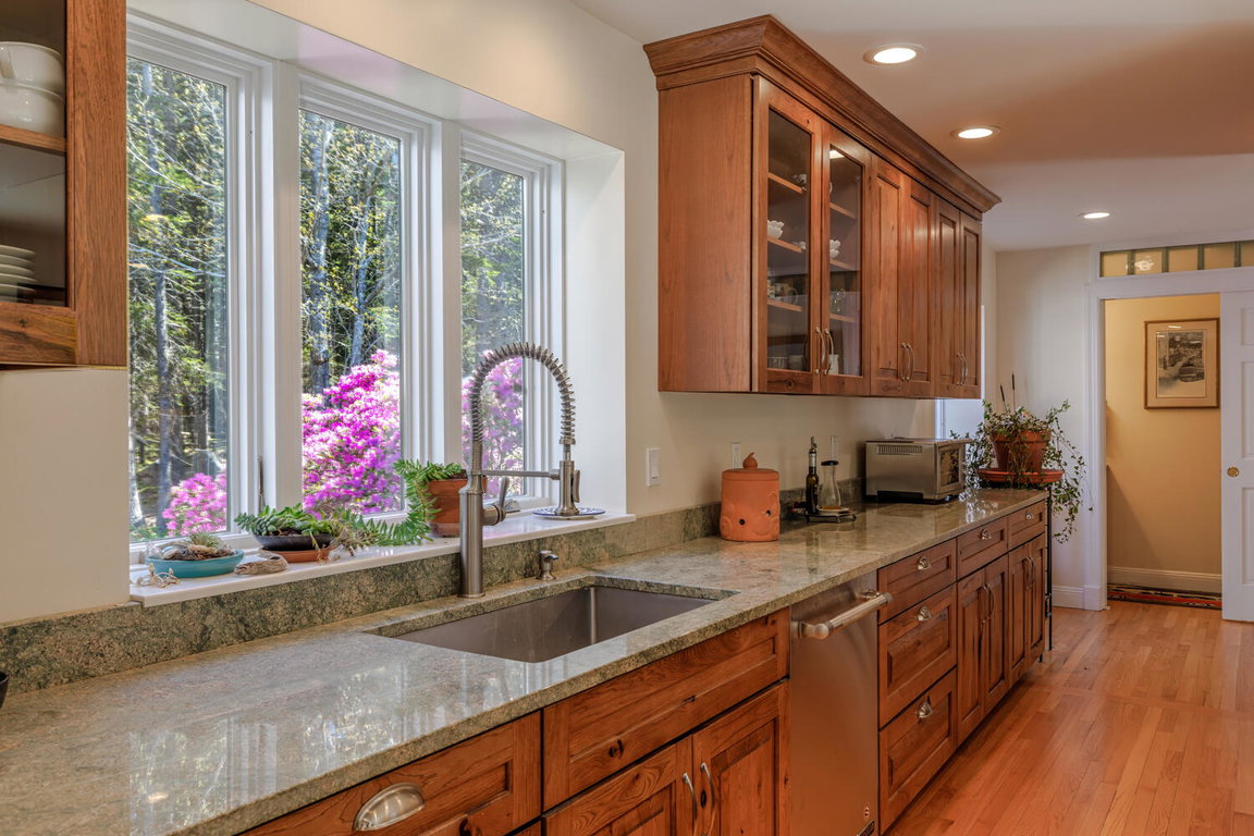KitchenSinkGranite