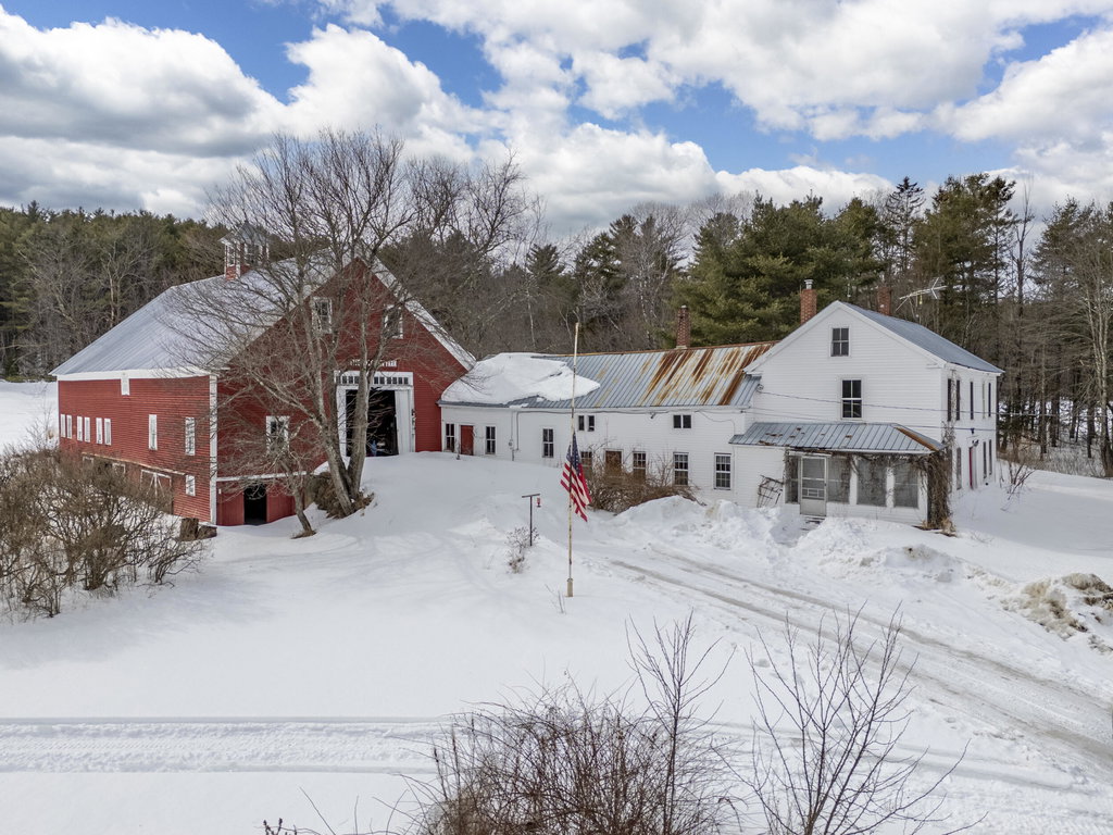 1683 Intervale Road Bethel