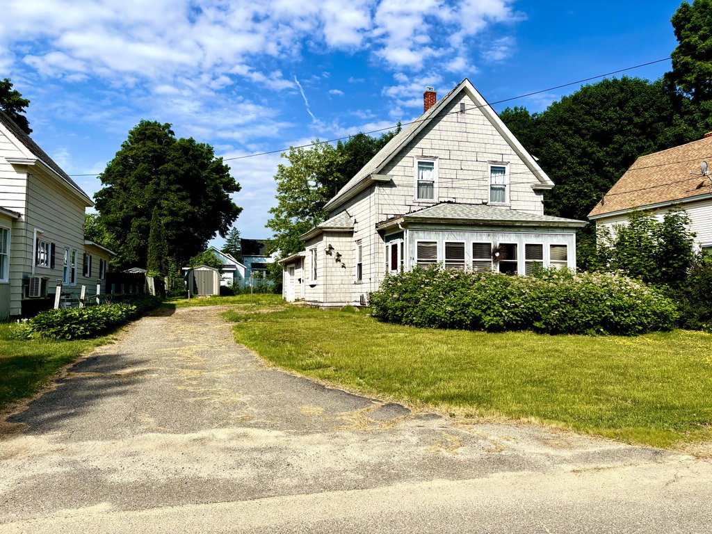 34 Lincoln Street Millinocket