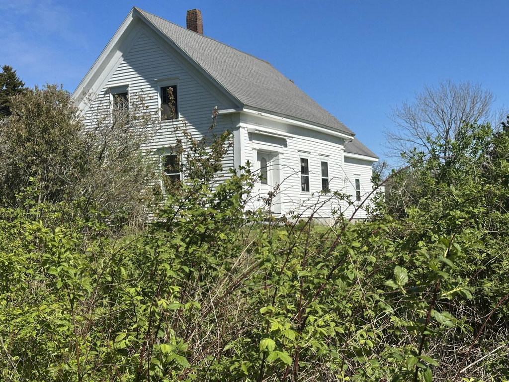53 Ice Pond Lane Matinicus Isle Plt