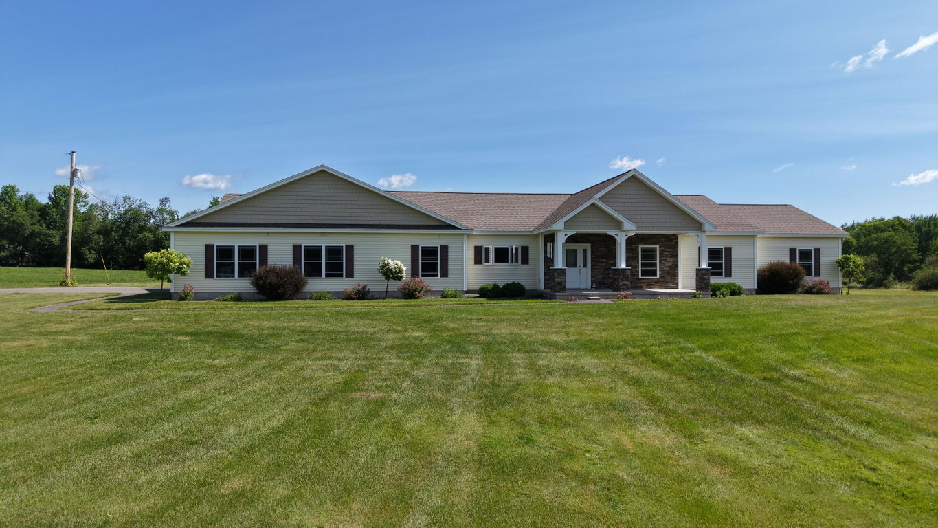 207 Corinth Road Hudson