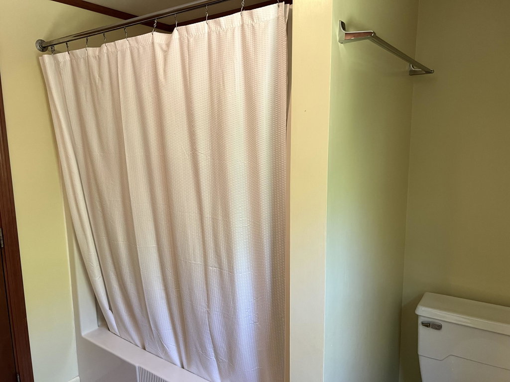 Full bathroom on second floor