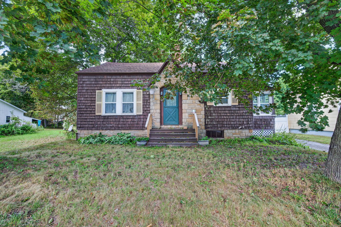 885 Minot Avenue Auburn