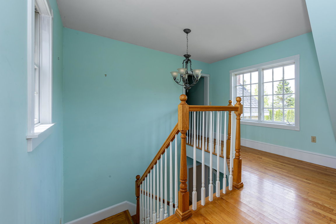 2-Ocean-Mist-Interior-7