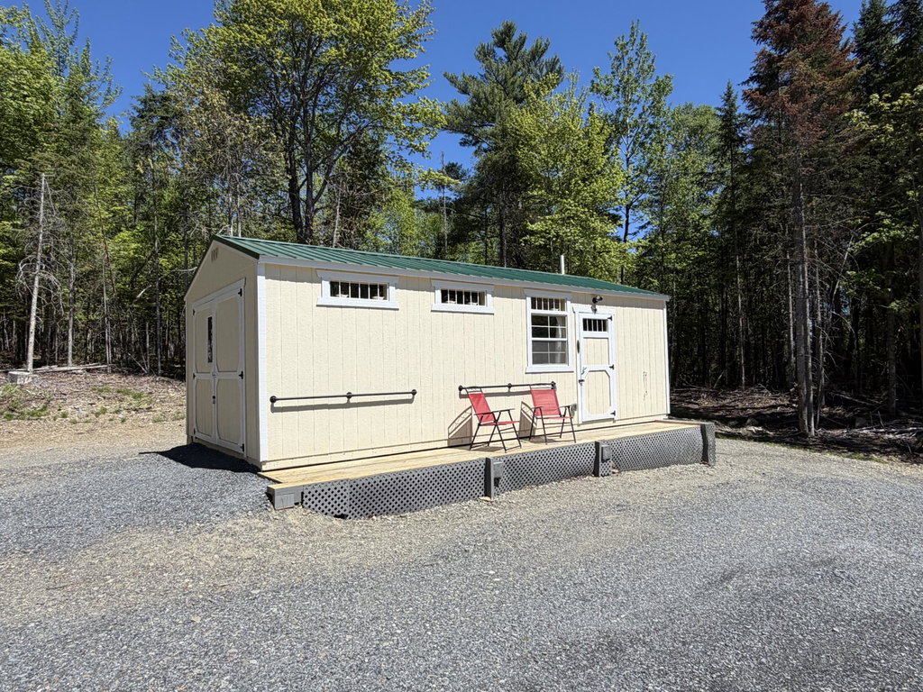 319 Shore Road Dexter