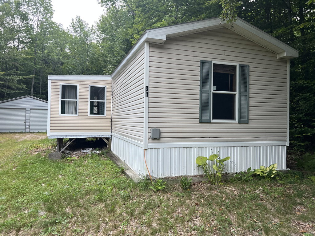 31 Valley Road Dixfield