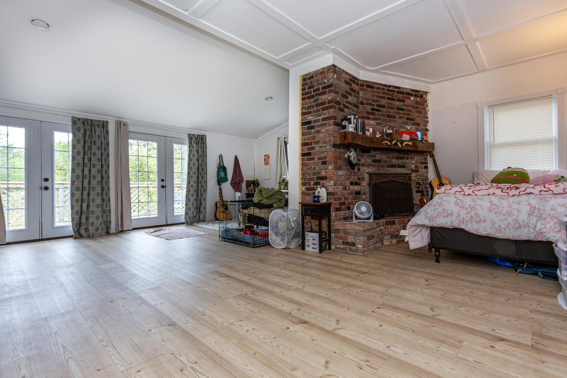2-Ocean-Mist-Interior-13