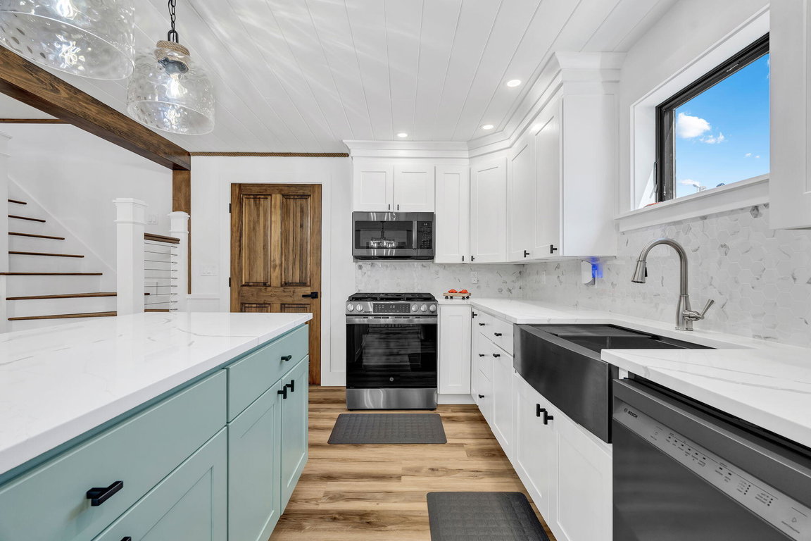 43-web-or-mls-178-main-st