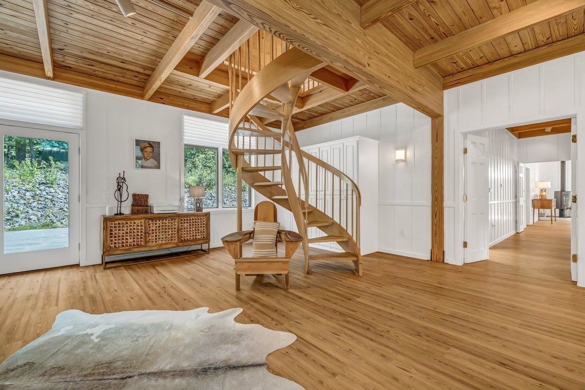 37-web-or-mls-195-branchview-dr