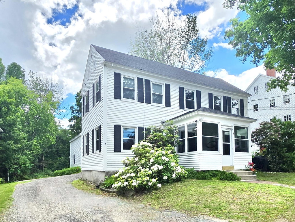 5 Ossipee Trail Standish